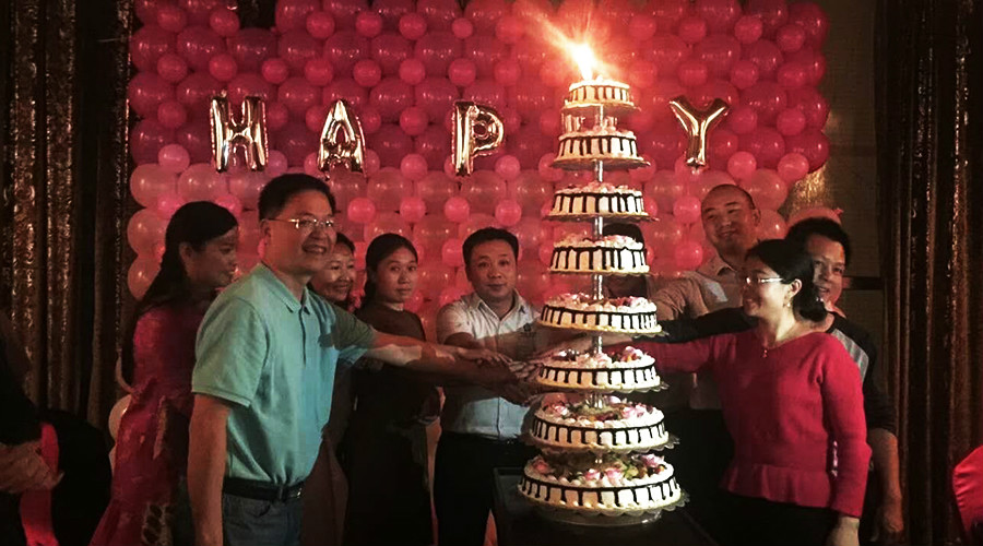 一路有你，盡顯方成雄風(fēng)，攜手共進(jìn)，再創(chuàng)輝煌